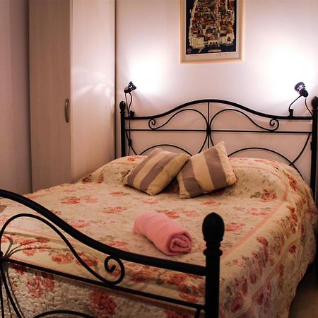 Guesthouse Kamarin Помена Экстерьер фото